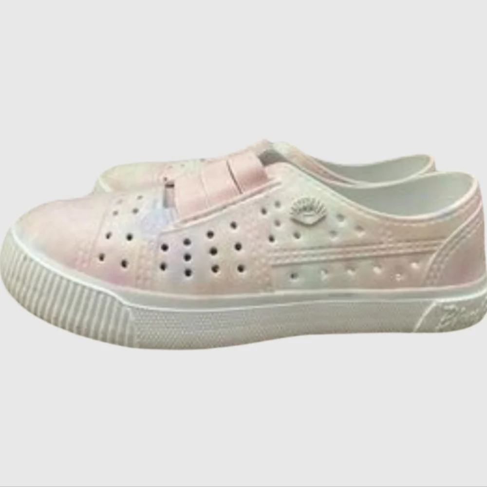 Blowfish Malibu Pastel Pink Kids Slip-On Sandals Size 1🔥5$ If You Get Bundle🔥